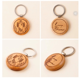 Brelok - Devi Wooden Keychain - Bhairavi ISHA