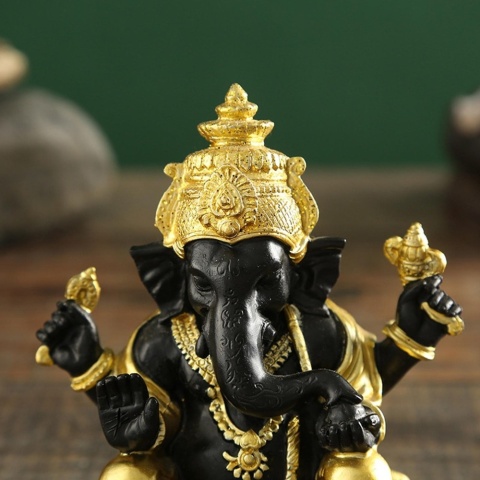 BLACK GANESHA  Ucieleśnienie Inteligencji i Równowagi * Kolekcja Namaskaram